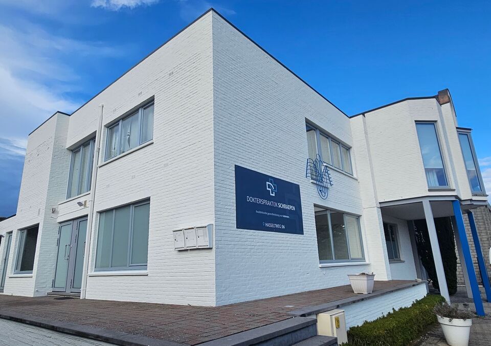 Appartementsgebouw te koop in GENK