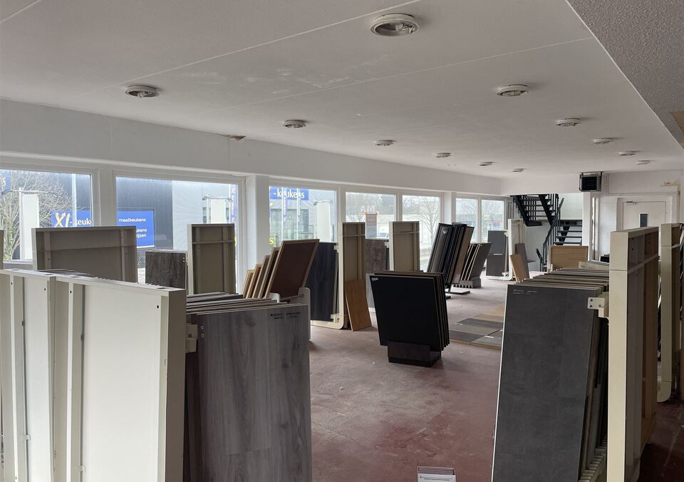 Bedrijfsgebouw te huur in HASSELT