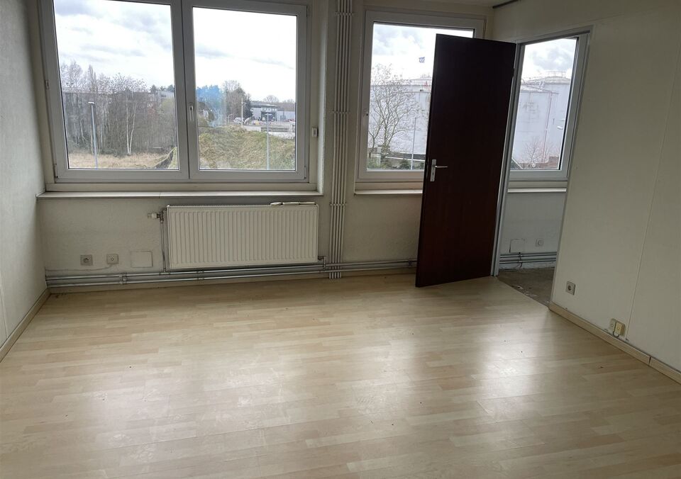 Bedrijfsgebouw te huur in HASSELT