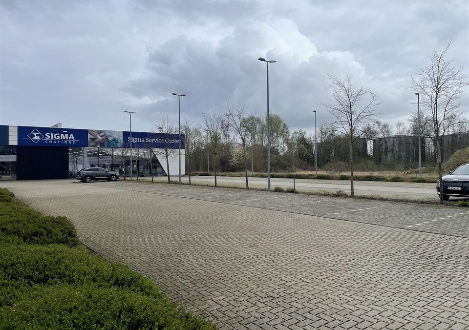 Bedrijfsgebouw te huur in HASSELT