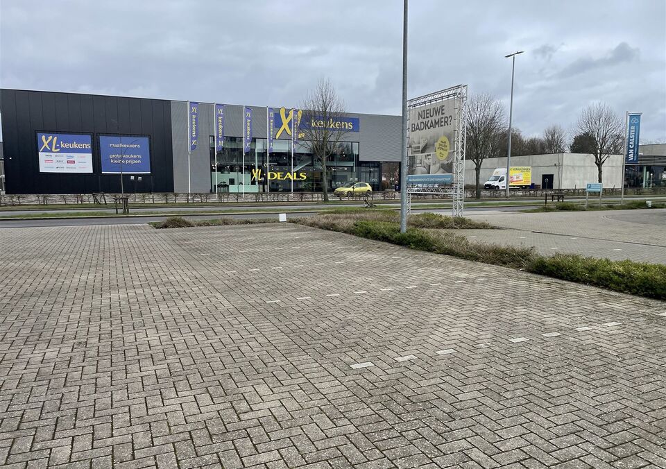 Bedrijfsgebouw te huur in HASSELT