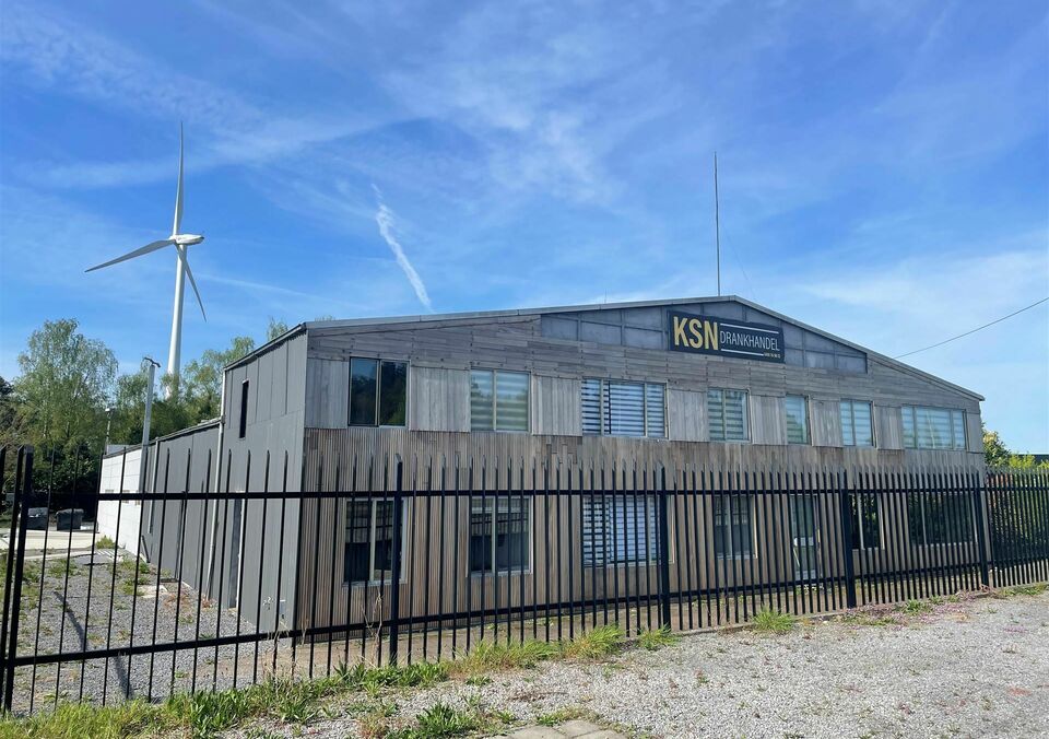 Bedrijfsgebouw te koop in GENK