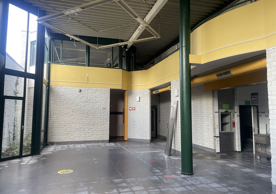 Bedrijfsgebouw te koop in GENK