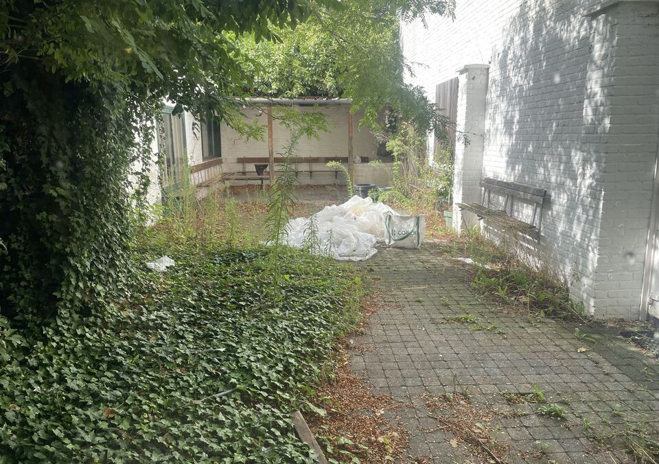 Bedrijfsgebouw te koop in GENK