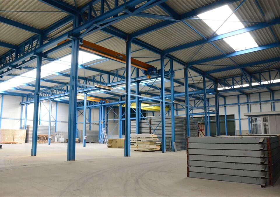 Bedrijfsgebouw te koop in ZUTENDAAL