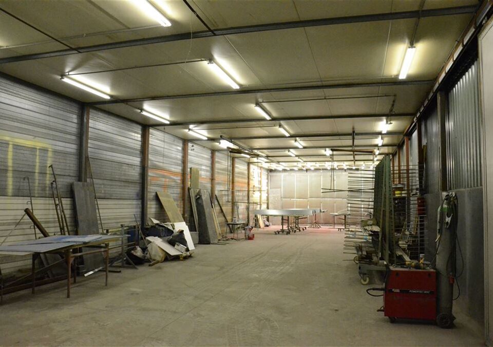 Bedrijfsgebouw te koop in ZUTENDAAL