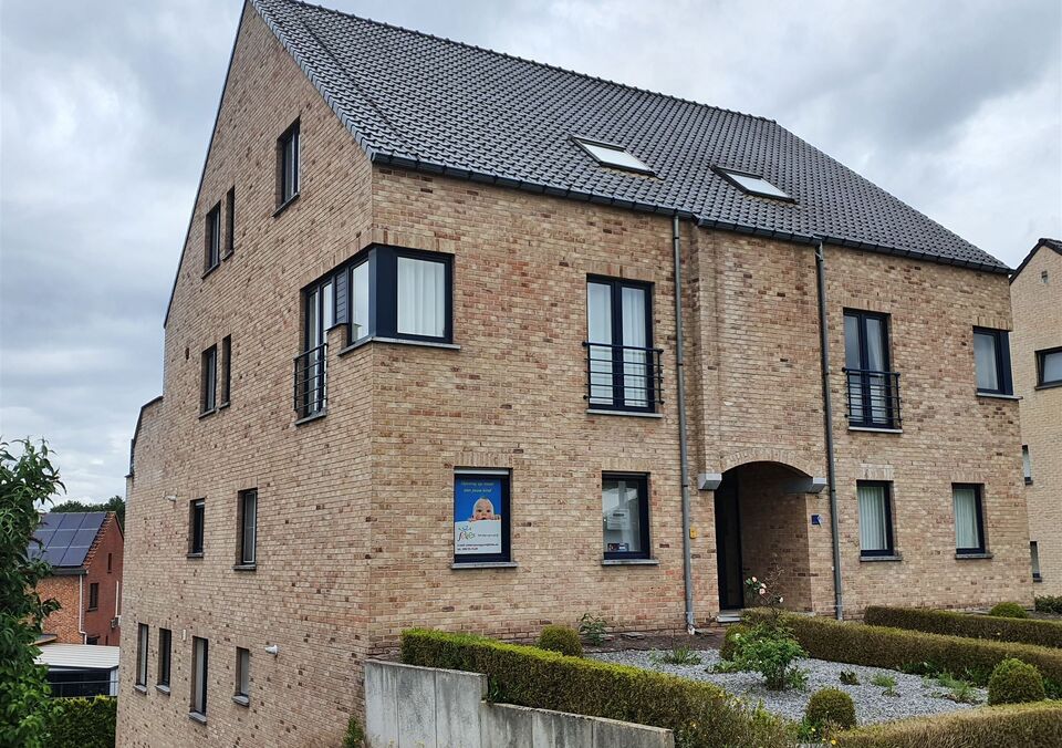 Gelijkvloers appartement te koop in GENK