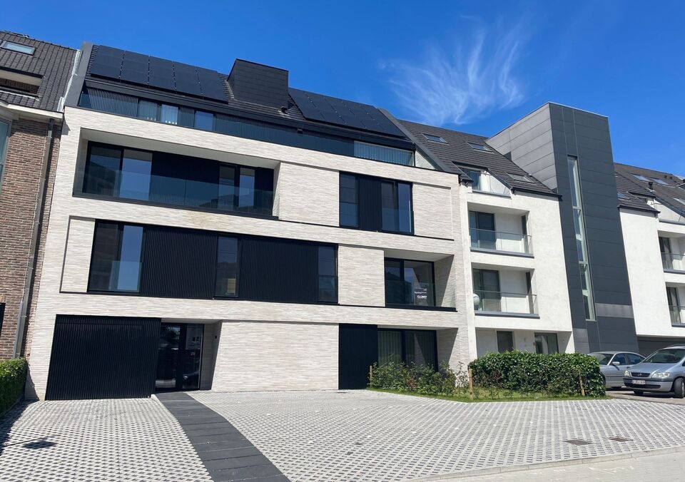 Gelijkvloers appartement te koop in GENK