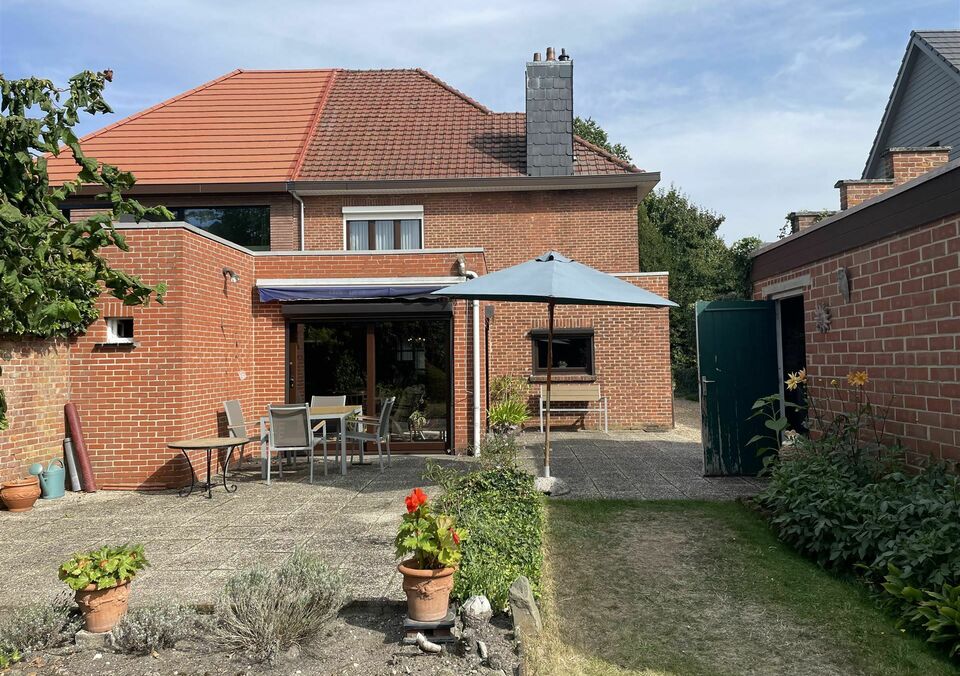 Half open bebouwing te koop in 