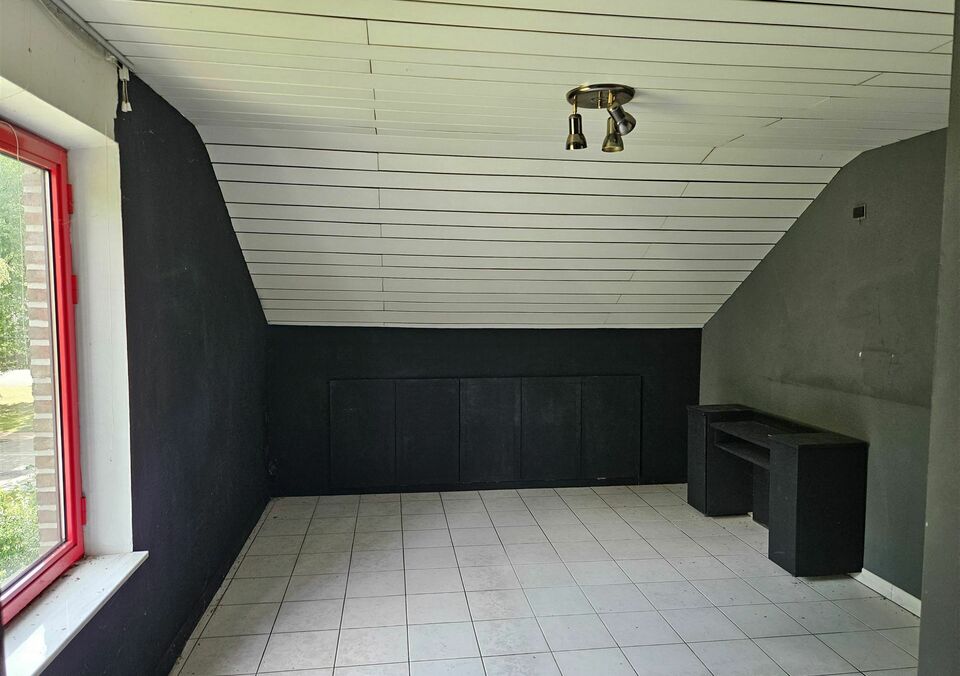 Handelspand met woonst te huur in GENK