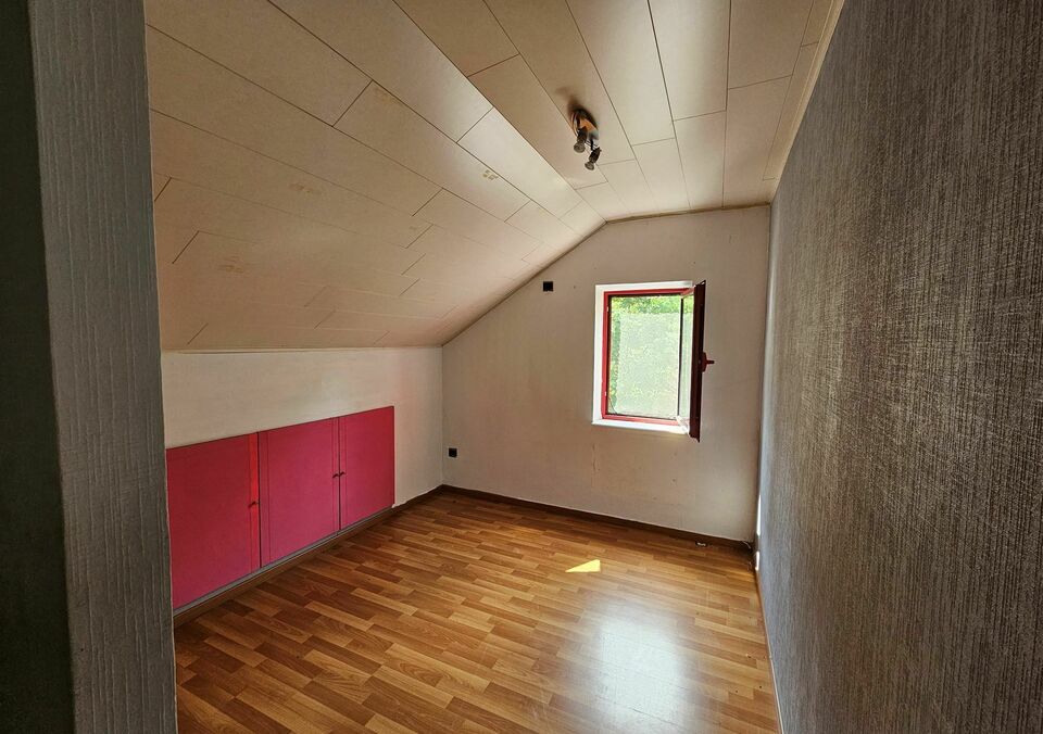 Handelspand met woonst te huur in GENK