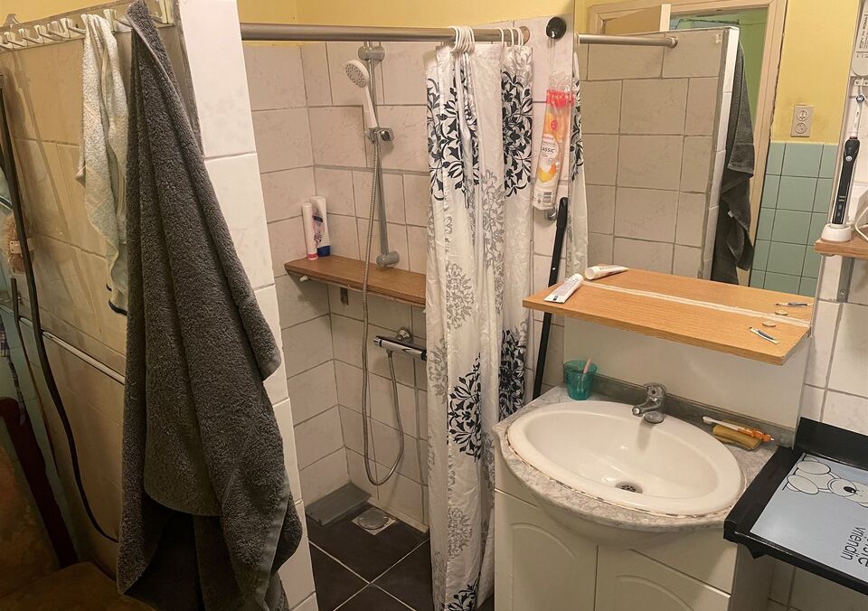 Handelspand met woonst te koop in GENK