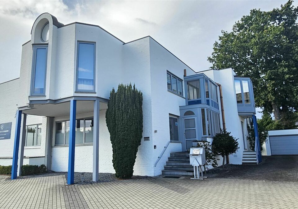 Handelspand met woonst te koop in GENK