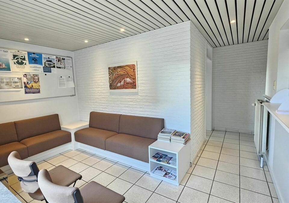 Handelspand met woonst te koop in GENK