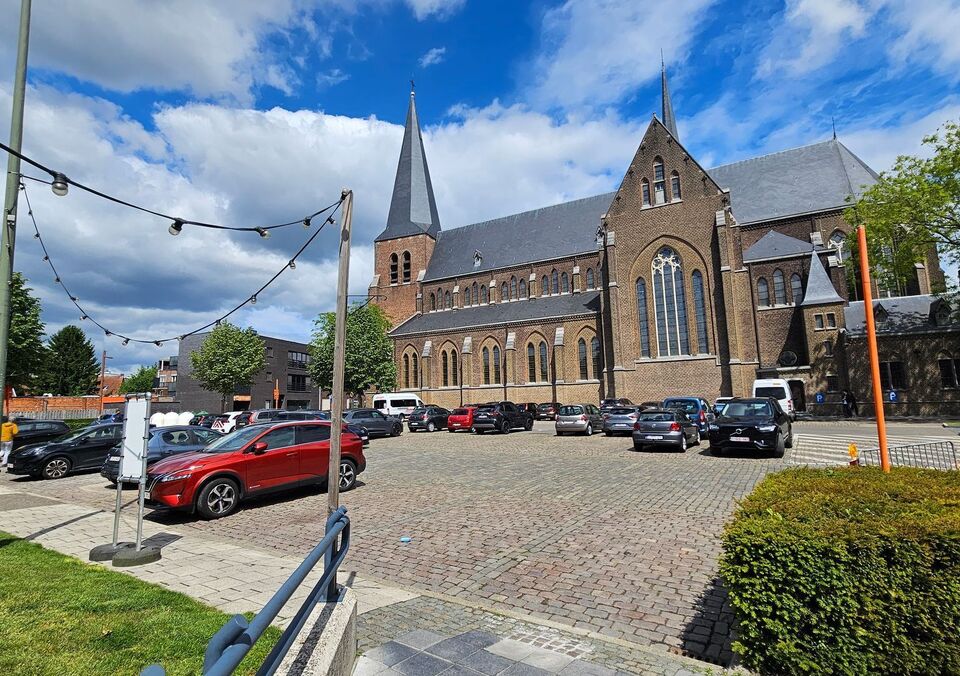 Handelspand te huur in PELT
