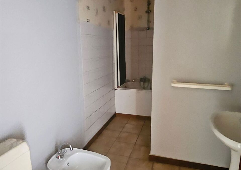 OPBRENGSTEIGENDOM te koop in HASSELT